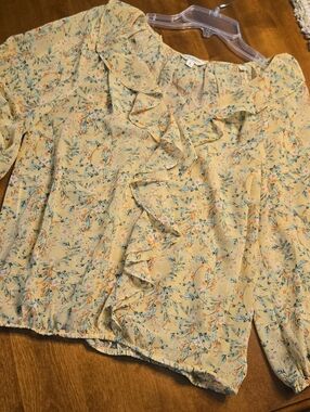 Max Studio Yellow Floral Blouse with Green Leaf Print